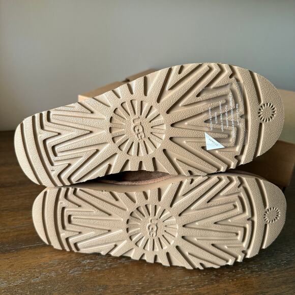 Ugg Woman’s Chestnut Tan Classic Ultra Mini Winter Slip On Boot- Size 5 - Picture 7 of 8